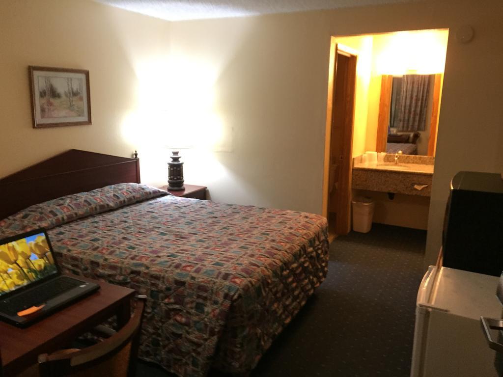 Stagecoach Inn Motel Molalla Экстерьер фото