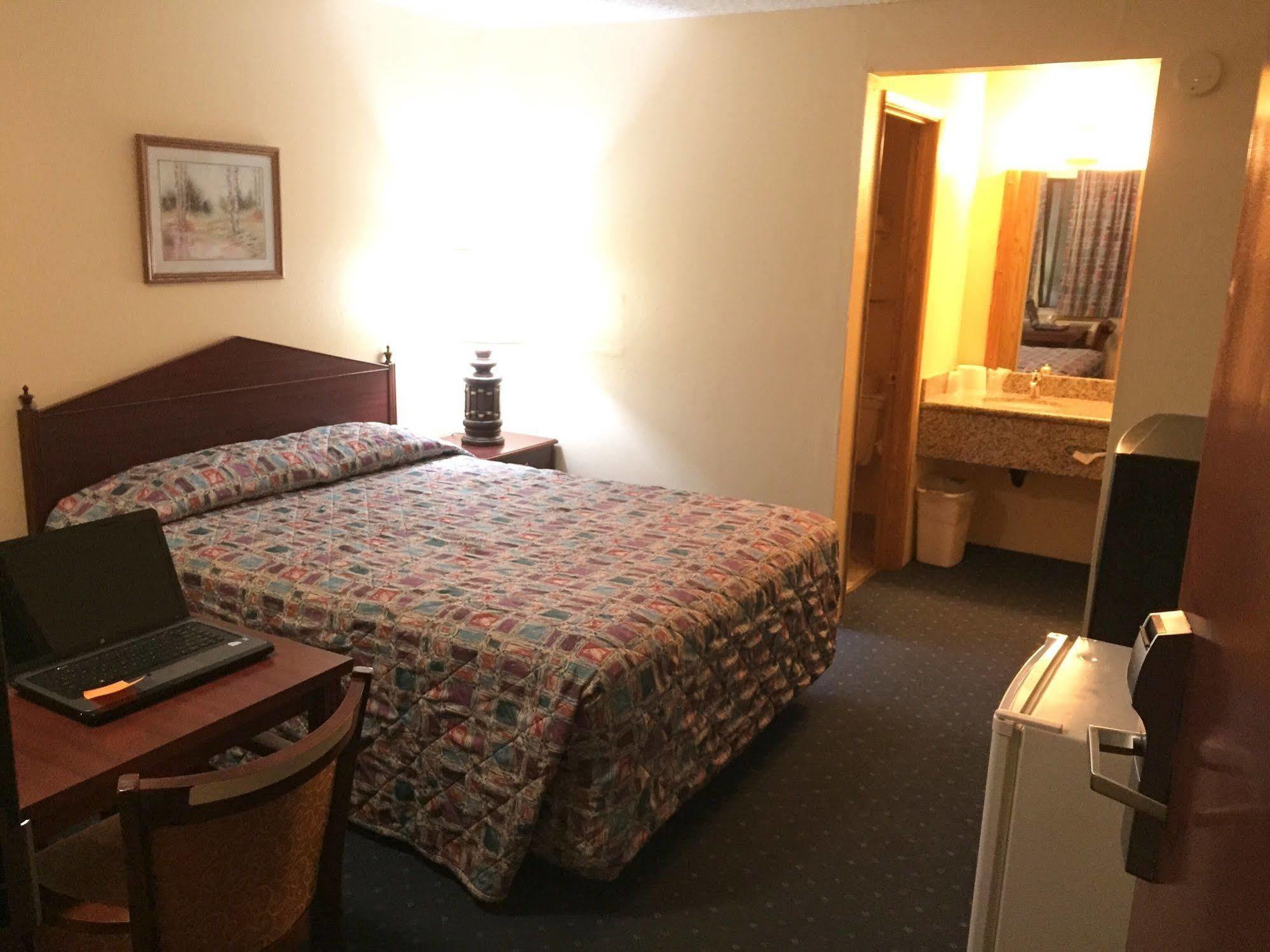 Stagecoach Inn Motel Molalla Экстерьер фото